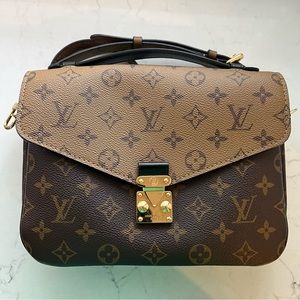 Louis Vuitton Reverse Pochette Métis